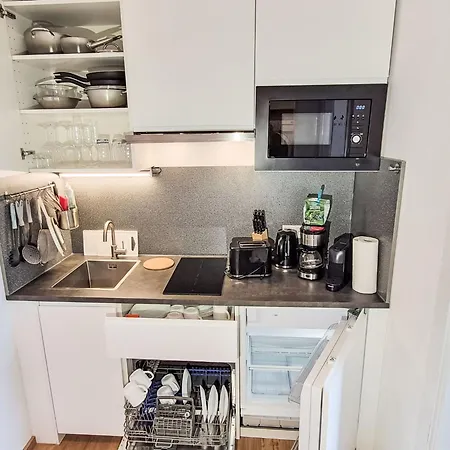 Urban & Florian Apt- 22 By Interhome Daire *